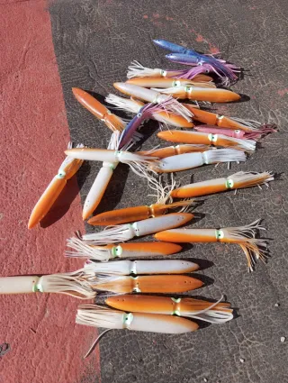 Señuelos calamar pesca barco