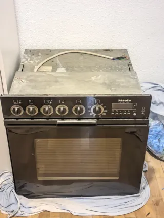 Horno Eléctrico Miele con mandos para Vitrocerámic