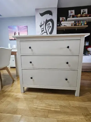 Cómoda IKEA HEMNES Blanca lacada