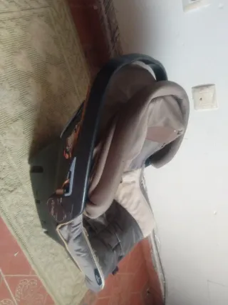 Sillita de coche para bebé