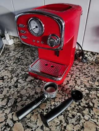 Cafetera de Café Espresso Roja Mandine