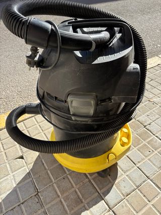 Aspiradora de ceniza Karcher AD 3