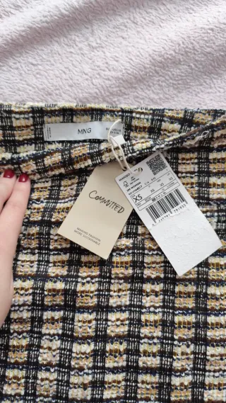 Falda cuadros Mango beige y negra