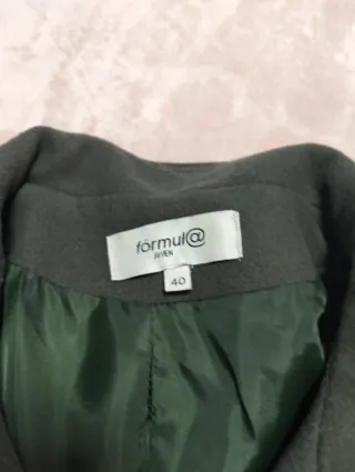 Abrigo verde militar