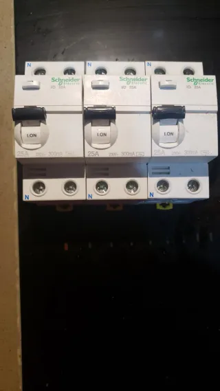 Diferencial 2P 25A Schneider Electric