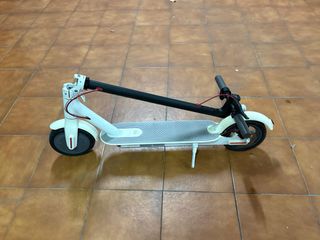 Patinete Eléctrico Xiaomi M365 Blanco