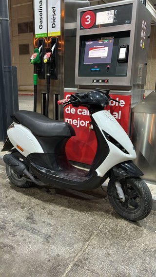 Piaggio Zip 50