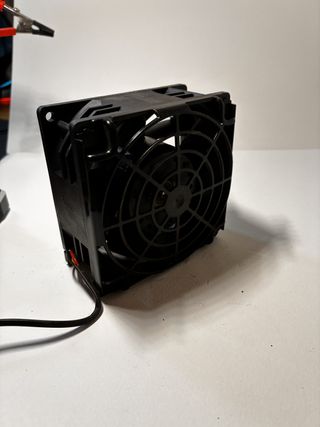 DELTA PFR0912XHE Ventola DC Brushless 12V 4.50A