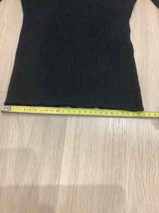 Jersey Morgan canalé con detalles plateados