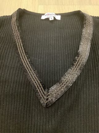 Jersey Morgan canalé con detalles plateados