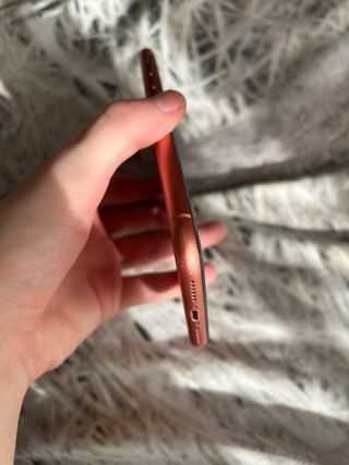 iPhone XR Coral