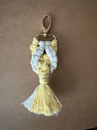 Portachiavi macramè multicolore