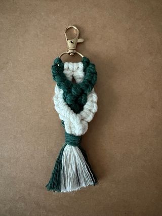 Portachiavi macramè multicolore