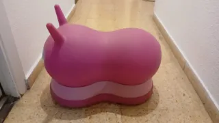 Correpasillos gusano rosa