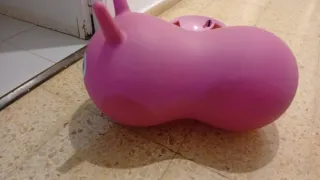 Correpasillos gusano rosa