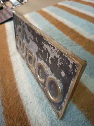 Placa Metal Ábaco Dorada