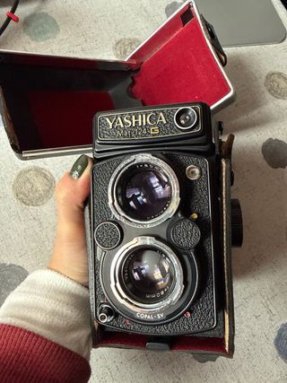 Yashica MAT124G Cámara Analógica TLR