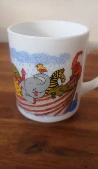 Taza Arca de Noé Vintage arcopal