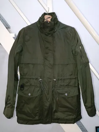 Abrigo verde militar