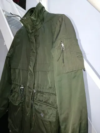 Abrigo verde militar