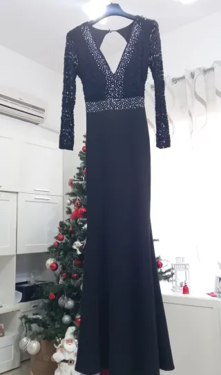 Maxi Abito Nero Pizzo/Strass Maniche Lunghe