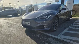 Tesla Model S 2017