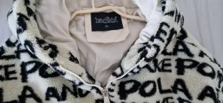 Giacca corta in pelliccia sintetica con stampa