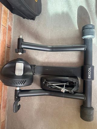 Rodillo BKOOL Smart Pro Bicicleta
