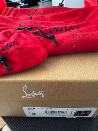 Zapatos Louboutin Talla 38 fluo pink