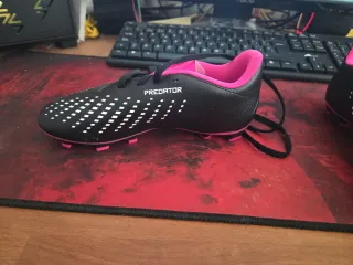 Zapatillas fútbol Adidas Predator (30-31 talla)