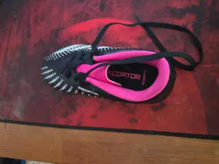 Zapatillas fútbol Adidas Predator (30-31 talla)