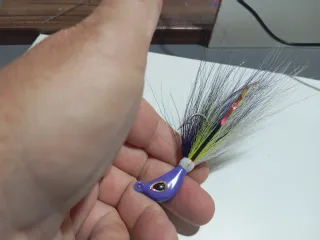 Jig Banana 21g con Bucktail
