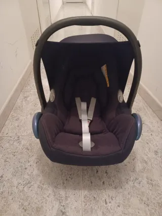 Maxi-Cosi Cabrio con base Isofix