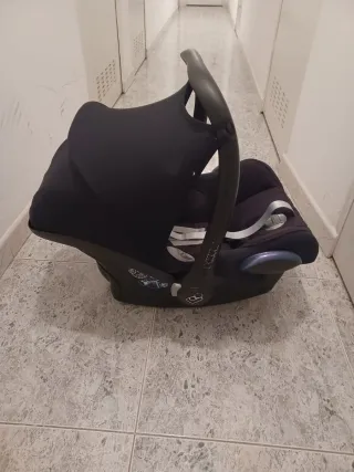 Maxi-Cosi Cabrio con base Isofix