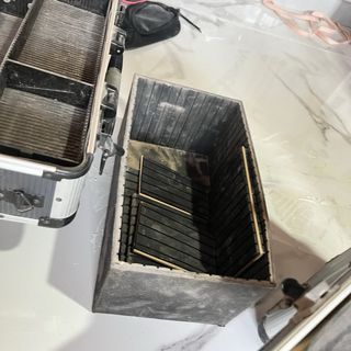 Maletín de herramientas con ruedas