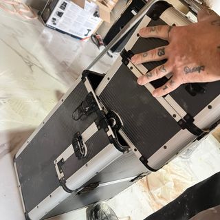 Maletín de herramientas con ruedas