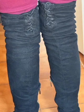 Botas altas negras