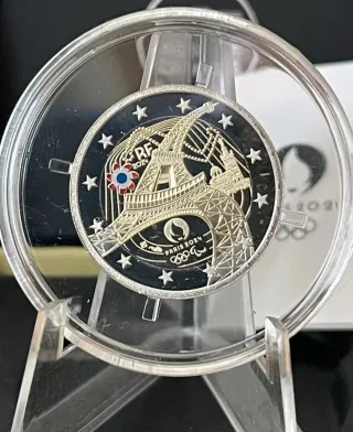 2 EURO FRANCIA 2024 PROOF COLOREADA. TORRE EIFFEL.