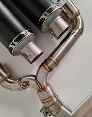 Escapes Suzuki Gsr 600