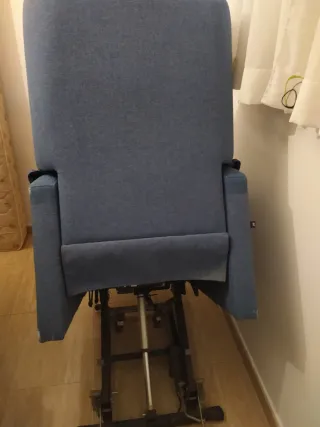 Poltrona Relax Motorizzata con Varie Posizioni