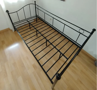 Cama de forja negra + colchón