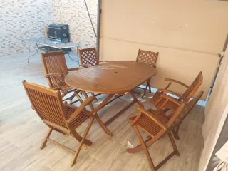 Tavolo da giardino in legno