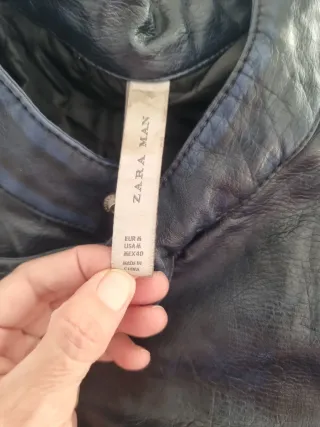 Chaqueta Zara Negra y Blanca