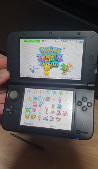 Nintendo 3DS XL Negra + Cargador