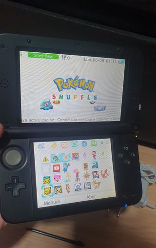 Nintendo 3DS XL Negra + Cargador