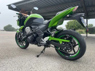 Kawasaki Z750