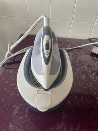 Centro de planchado Bluesky completo y funcionando