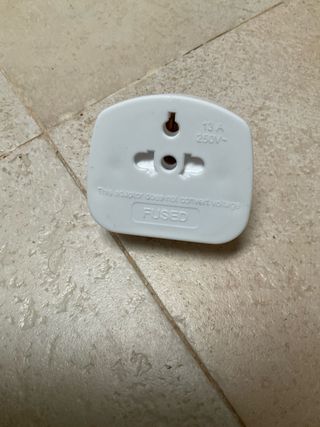 Adaptador Enchufe UK 13A 250V