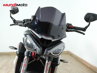 TRIUMPH STREET TRIPLE 765 RS