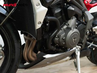 TRIUMPH STREET TRIPLE 765 RS